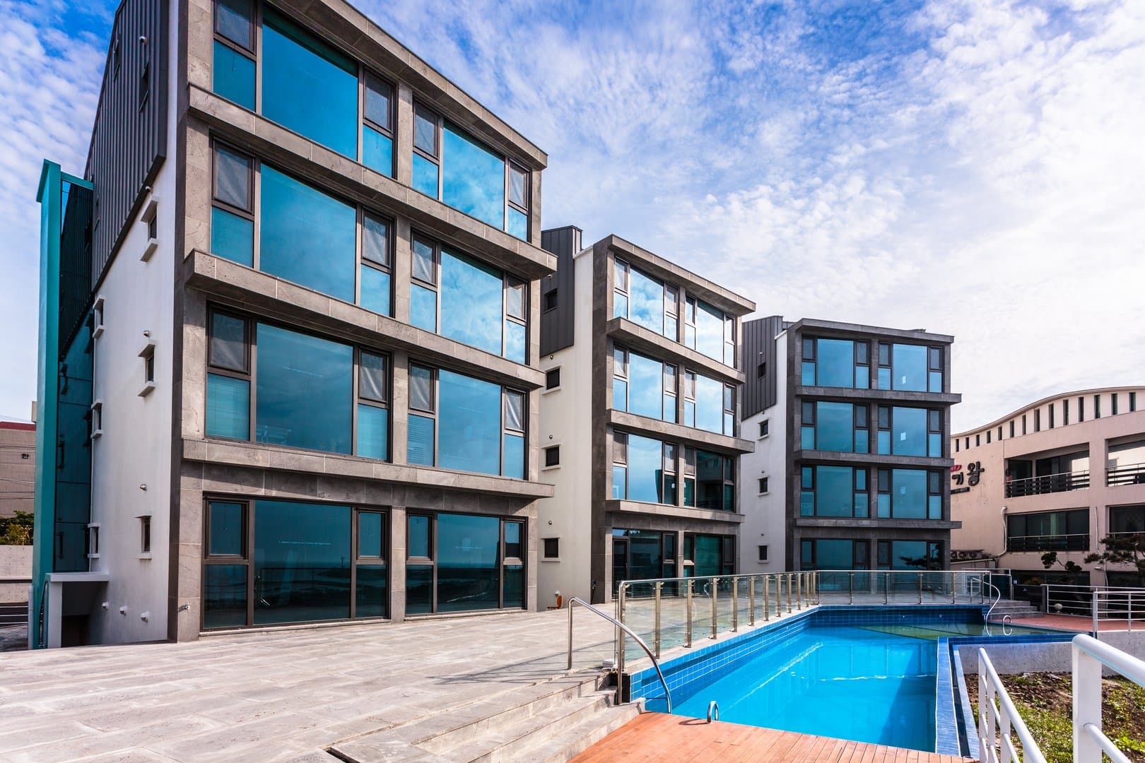Outdoor Swimming Pool